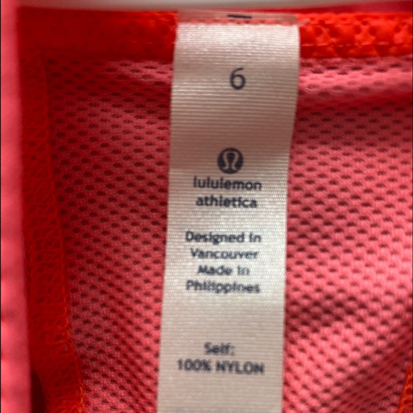 LULULEMON Pink Running Jacket (NEVER BEEN WORN) - Picture 3 of 3